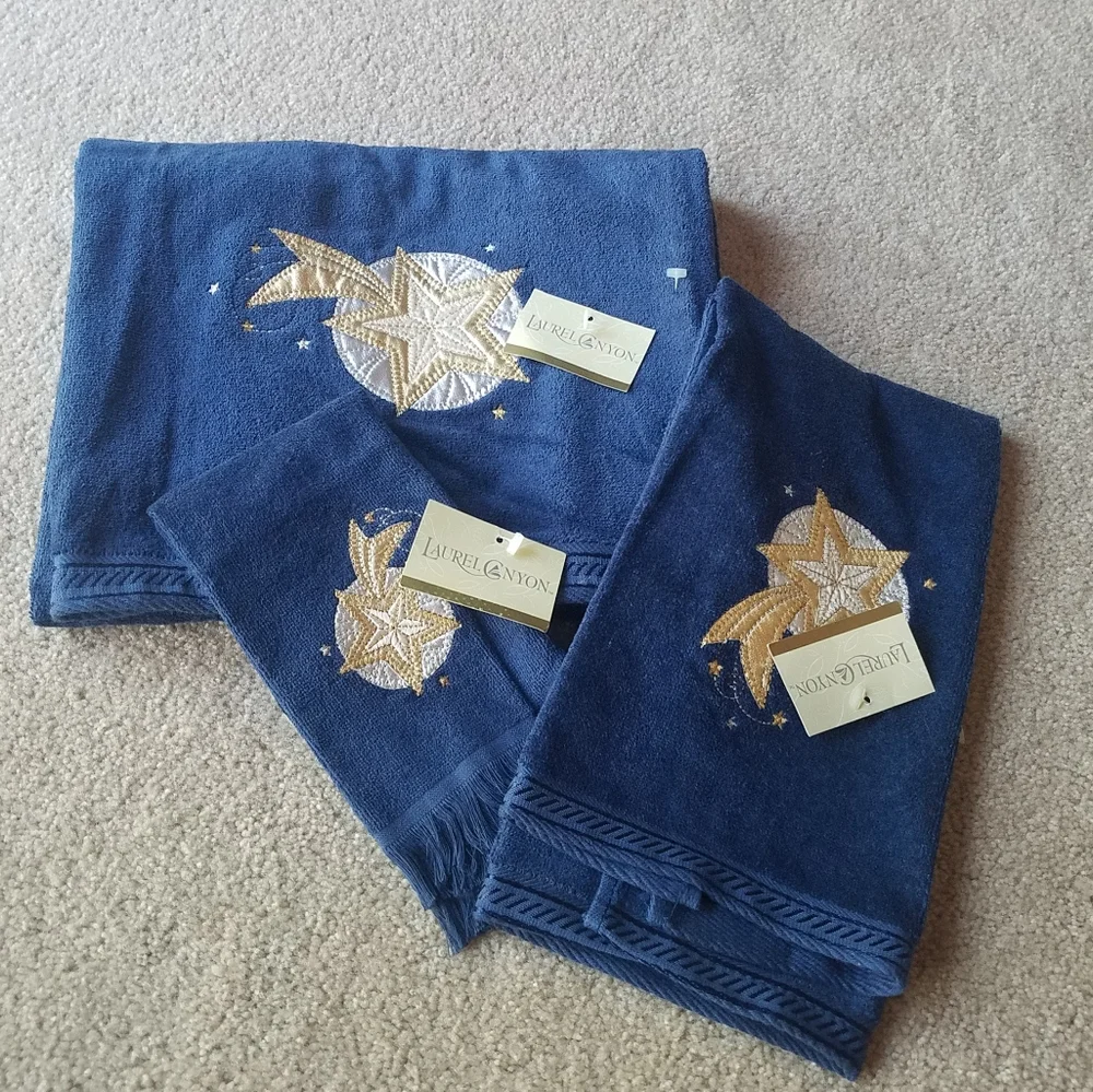 Laurel Canyon Bathworks Celestial Navy Blue Sun Moon Stars 3-pc Towel Set NWT